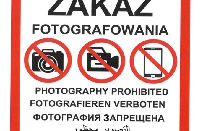 Zakaz fotografowania Jest wzór tabliczki prace kontynuowane Rynek