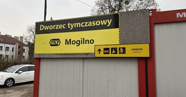 Nowy zarząd PKP S.A. miażdży realizację Programu Inwestycji Dworcowych