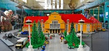 Pierwsza kolejowa makieta Lego na polskim dworcu