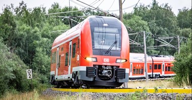 Nowy Frankonia-Turyngia Express połączył Norymbergę i Erfurt. Z wykorzystaniem Desiro od Siemensa