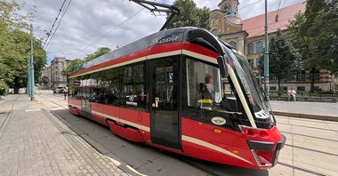 Tramwaje Śląskie na razie bez nowych tramwajów