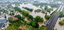 Powódź na południu Polski. Część tras udrożniona, sytuacja wciąż trudna