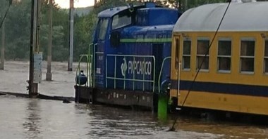 PKP Cargo: Część taboru utknęła na zalanych stacjach