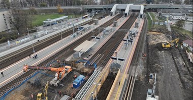 Warszawa Gdańska zyska ekrany akustyczne. Przejście podziemne w budowie