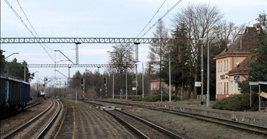 Pociągi z Inowrocławia do Zduńskiej Woli najwcześniej za kilka lat