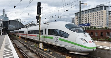 ICE pojedzie z Berlina do Amsterdamu. Talgo z opóźnieniem